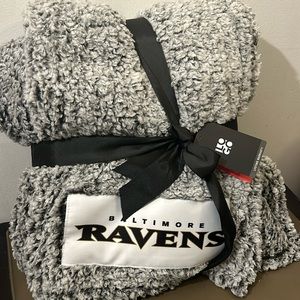 Brand New Baltimore Ravens throw
